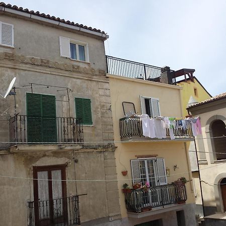 לינה וארוחת בוקר Crosia Palazzo Madeo - Residenza D'Epoca מראה חיצוני תמונה