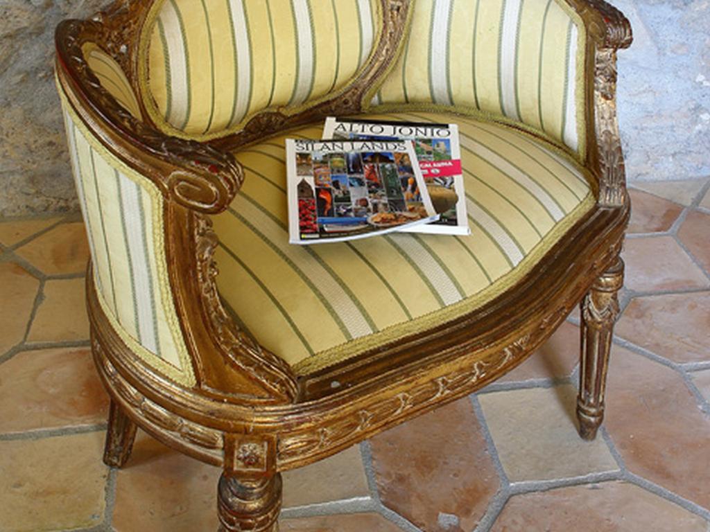 לינה וארוחת בוקר Crosia Palazzo Madeo - Residenza D'Epoca מראה חיצוני תמונה